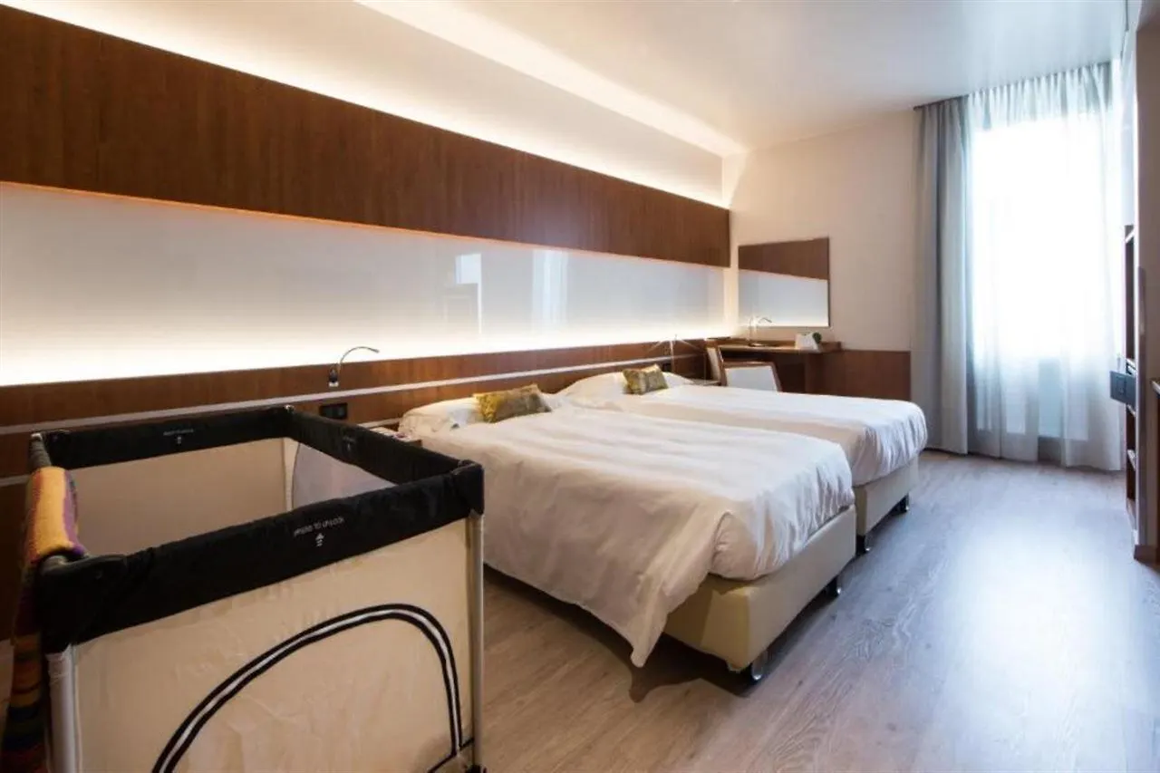 Best Western Madison Hotel Milan 4*,